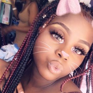 Meet your Posher, Lundyn